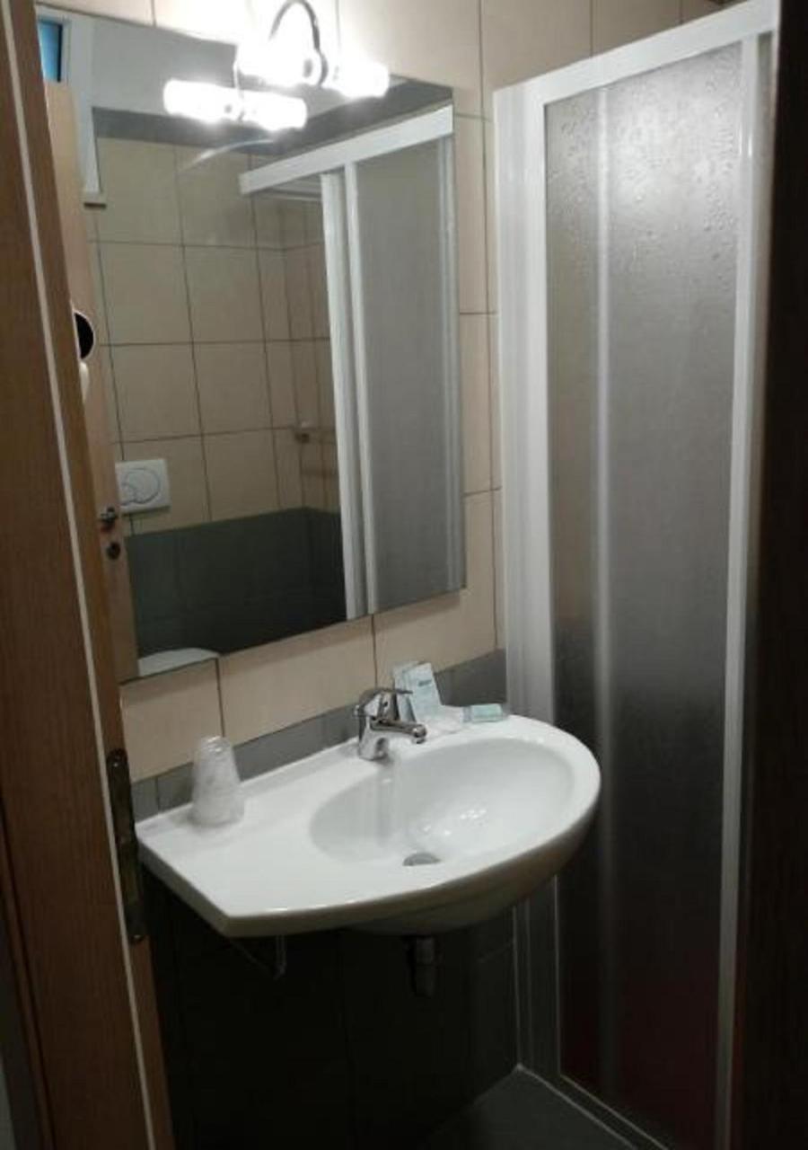 Hotel Nautilus Cattolica Zimmer foto