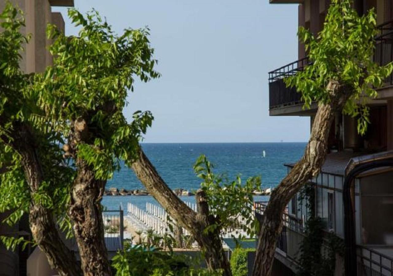 Hotel Nautilus Cattolica Zimmer foto